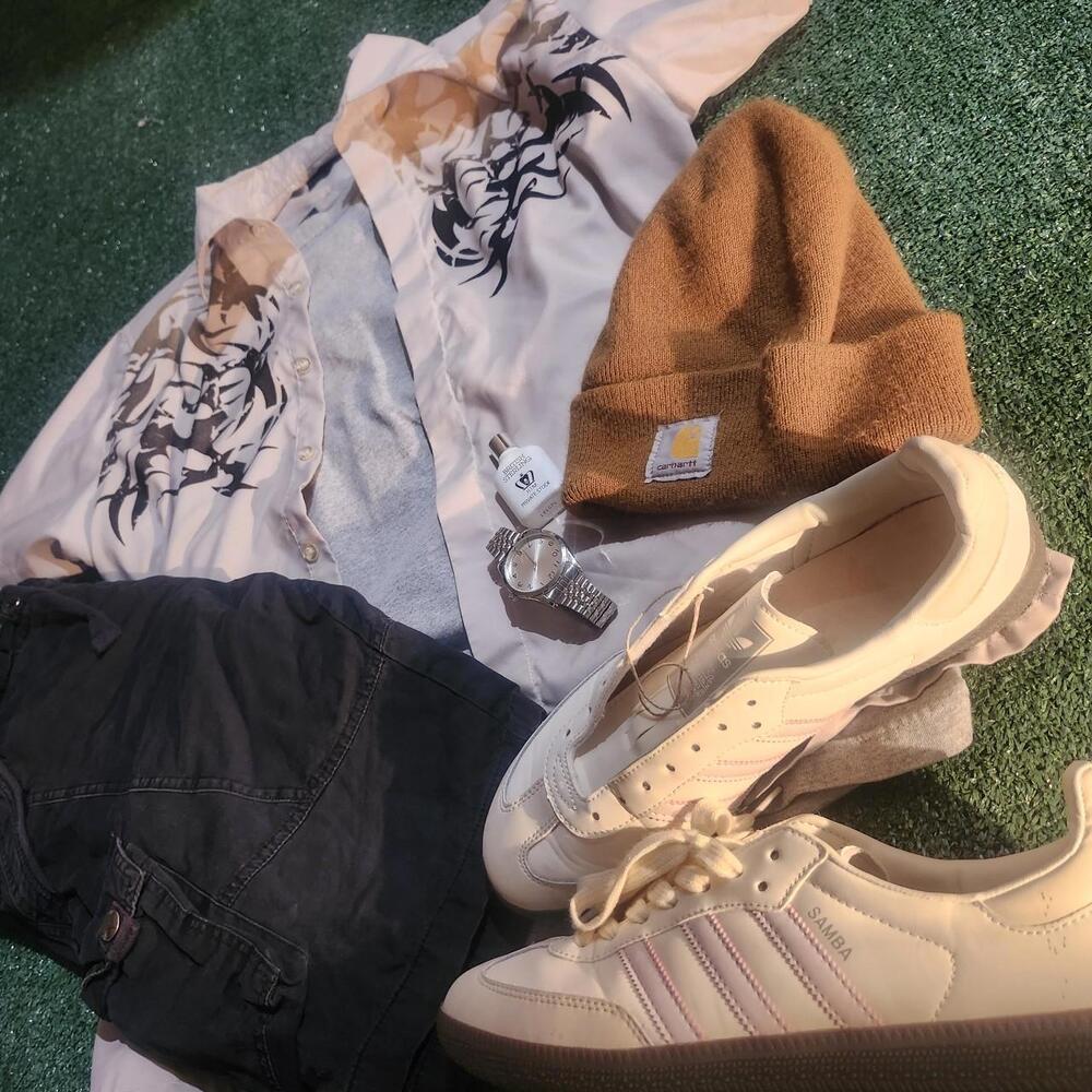 Retro Cedarwood graphic collared shirt